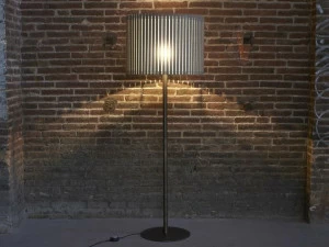 fambuena Торшер из дерева Luz oculta wood