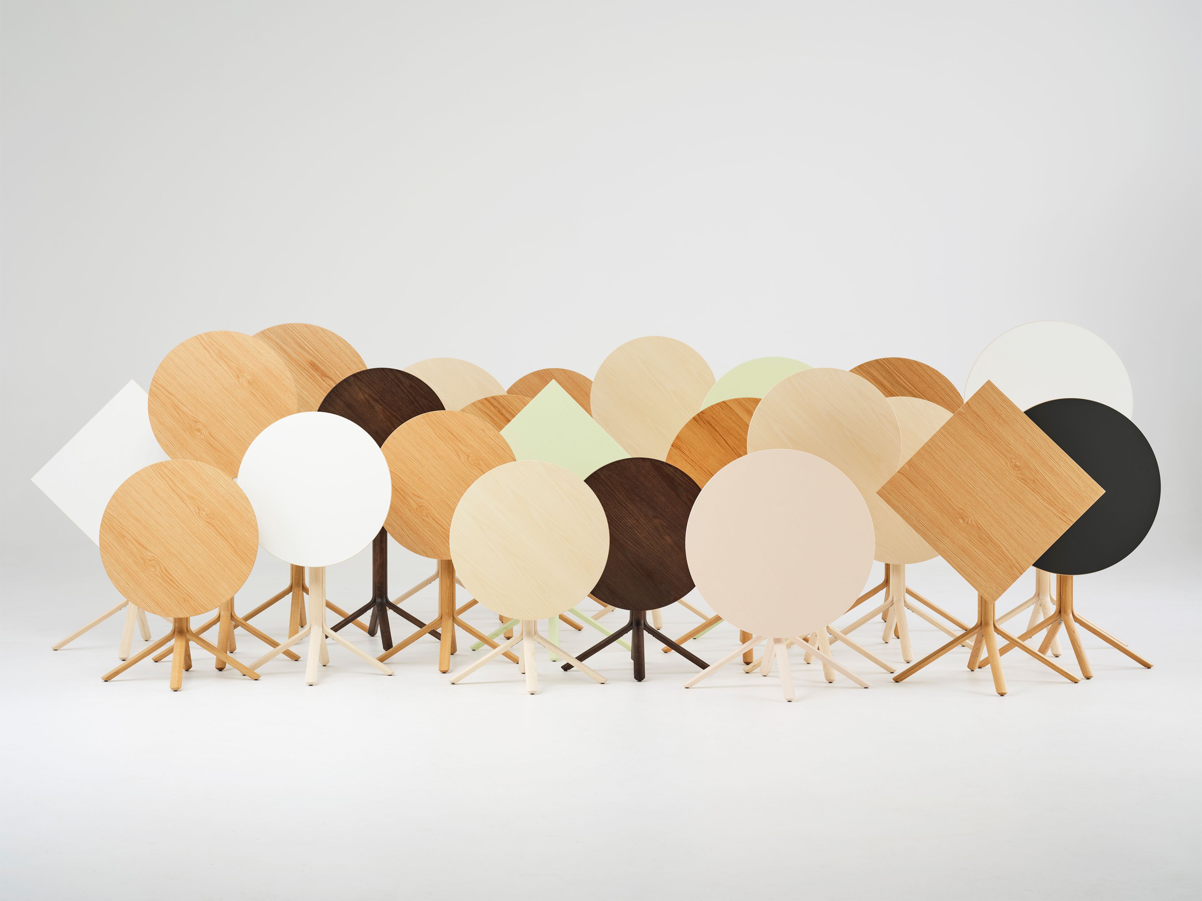 Складной круглый журнальный столик Karl Andersson PEEL ARCH-00150293 - Вид №5