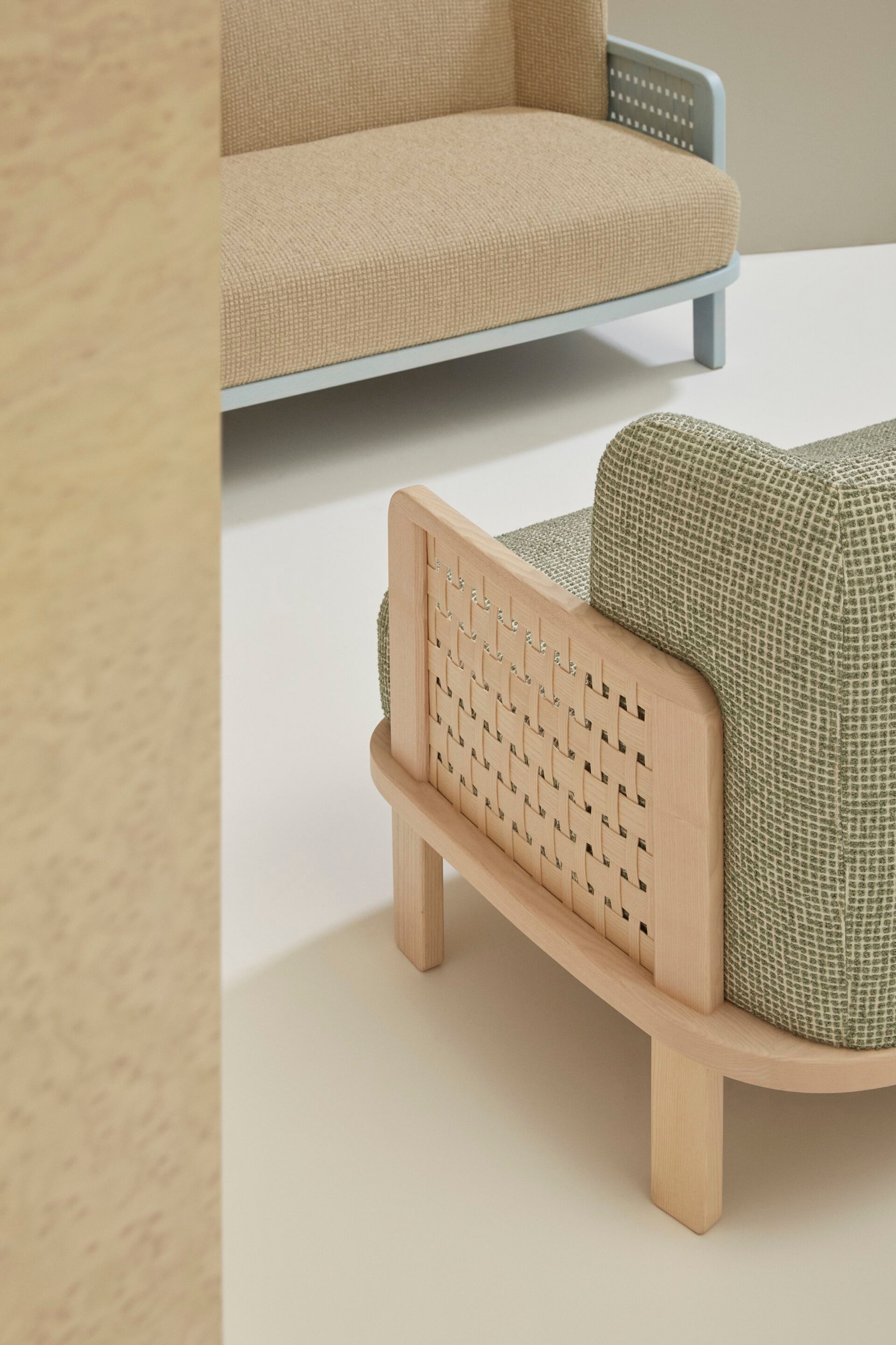 2-местный линейный диван из ясеня Billiani Raquette ARCH-00075780 - Вид №5