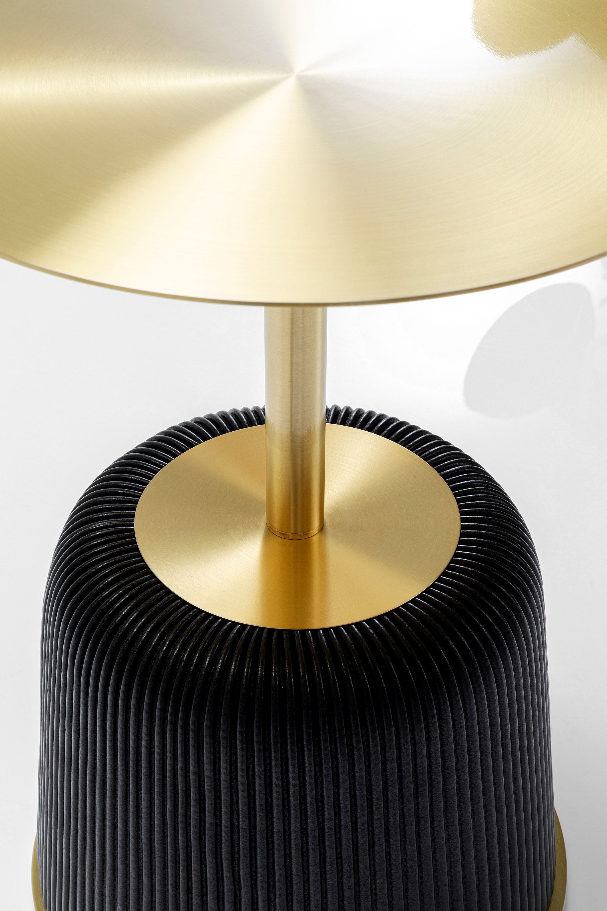 Круглый журнальный столик из ткани и металла KARE Design ENDLESS VEGAS ARCH-00099021 - Вид №2