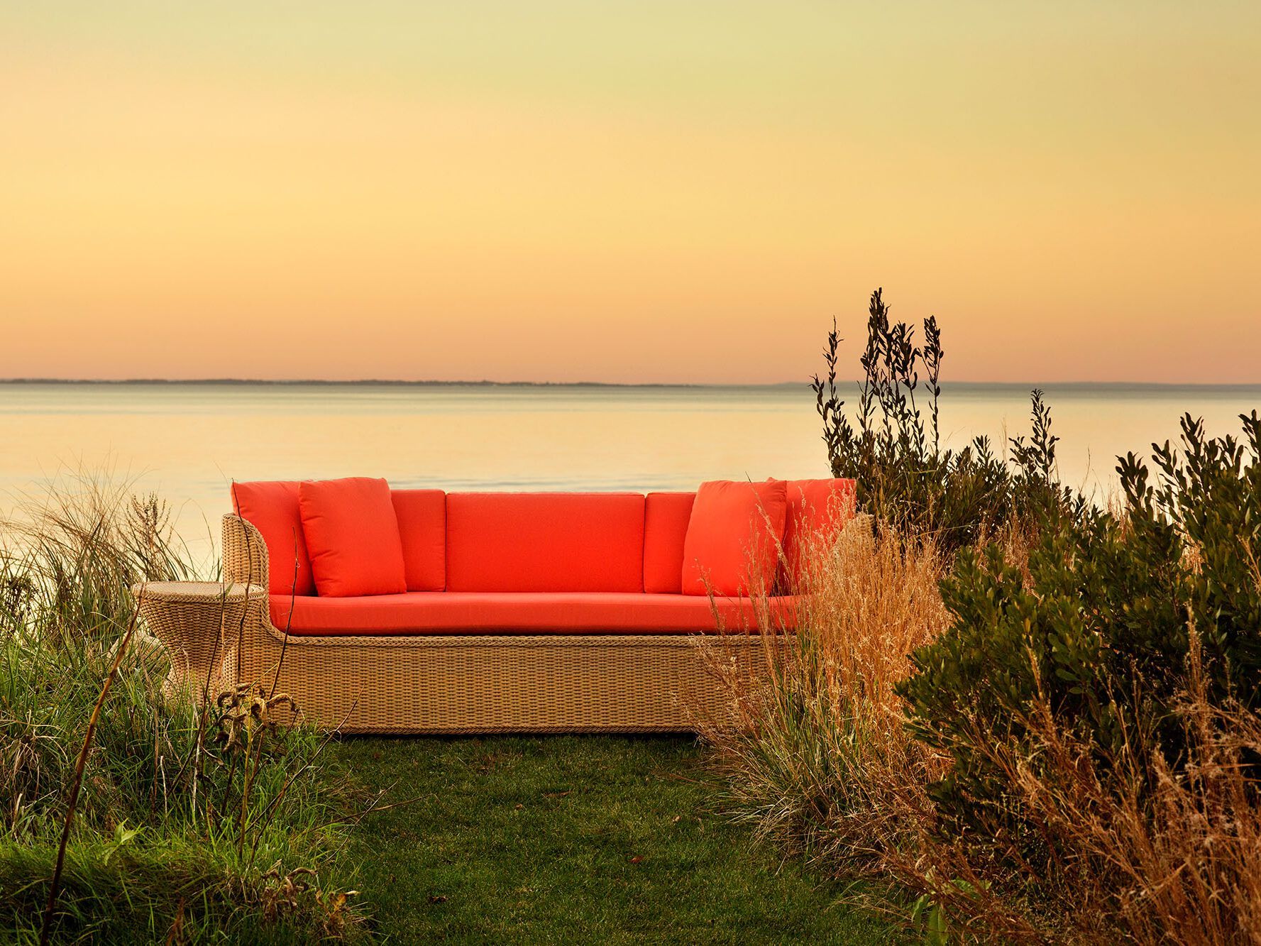 3-местный садовый диван из смолы Walters French Braid ARCH-00122351