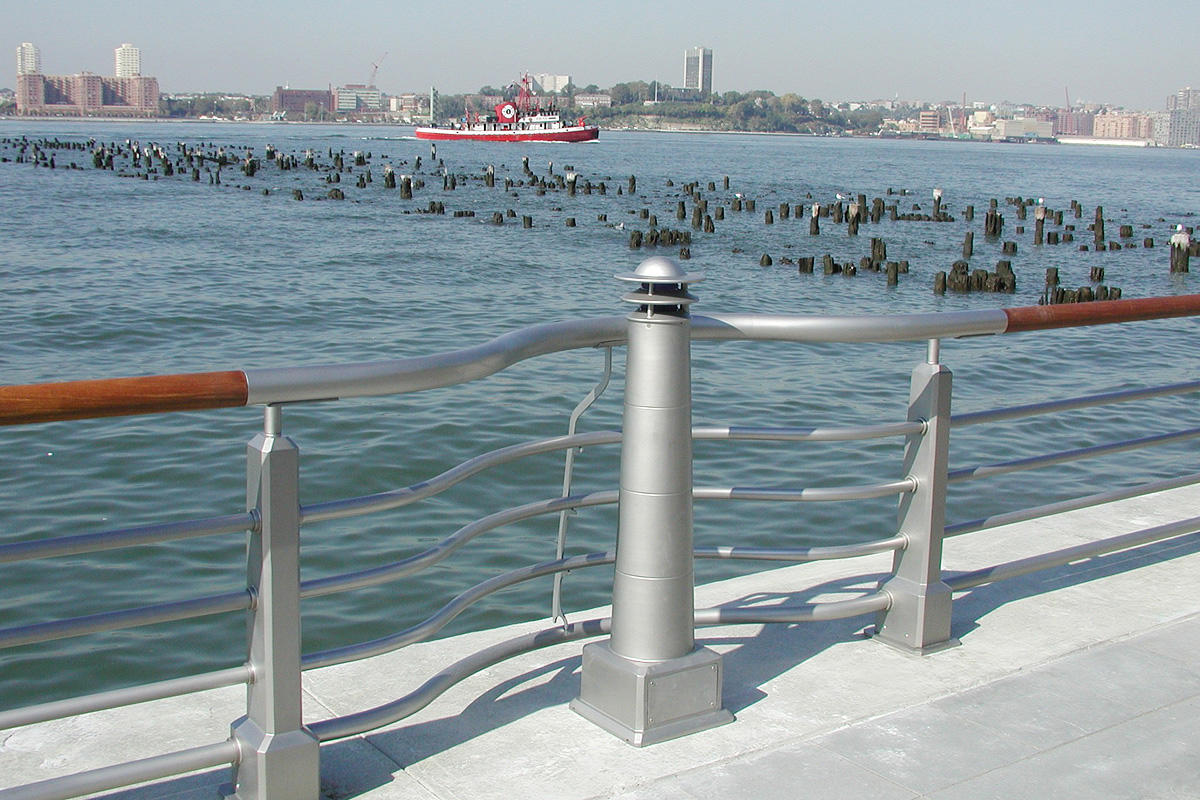 FSRT235 Столбик маяка  Forms-surfaces  - Вид №2