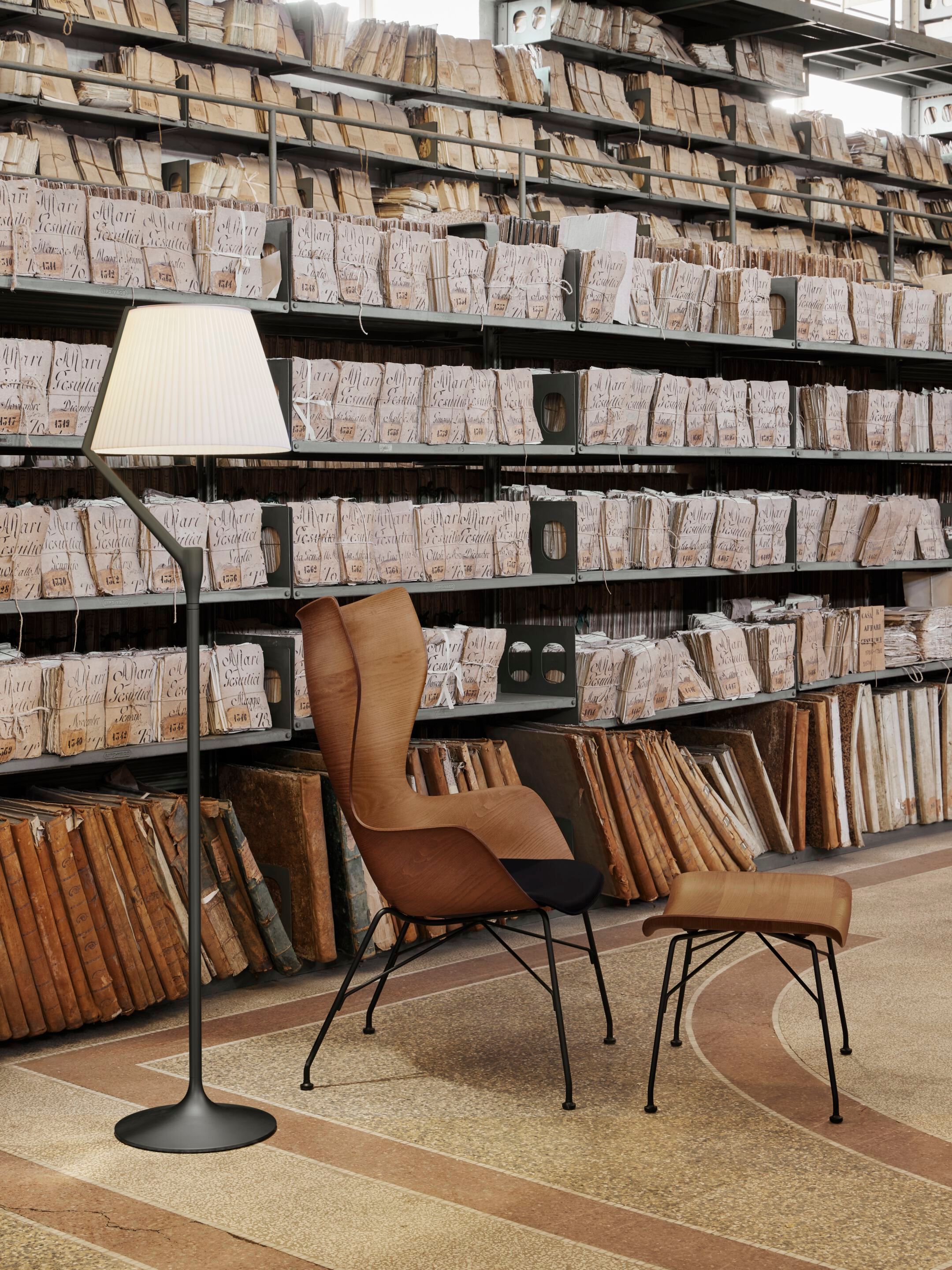 Подставка для ног из ясеня Kartell Smart Wood ARCH-00153346 - Вид №6