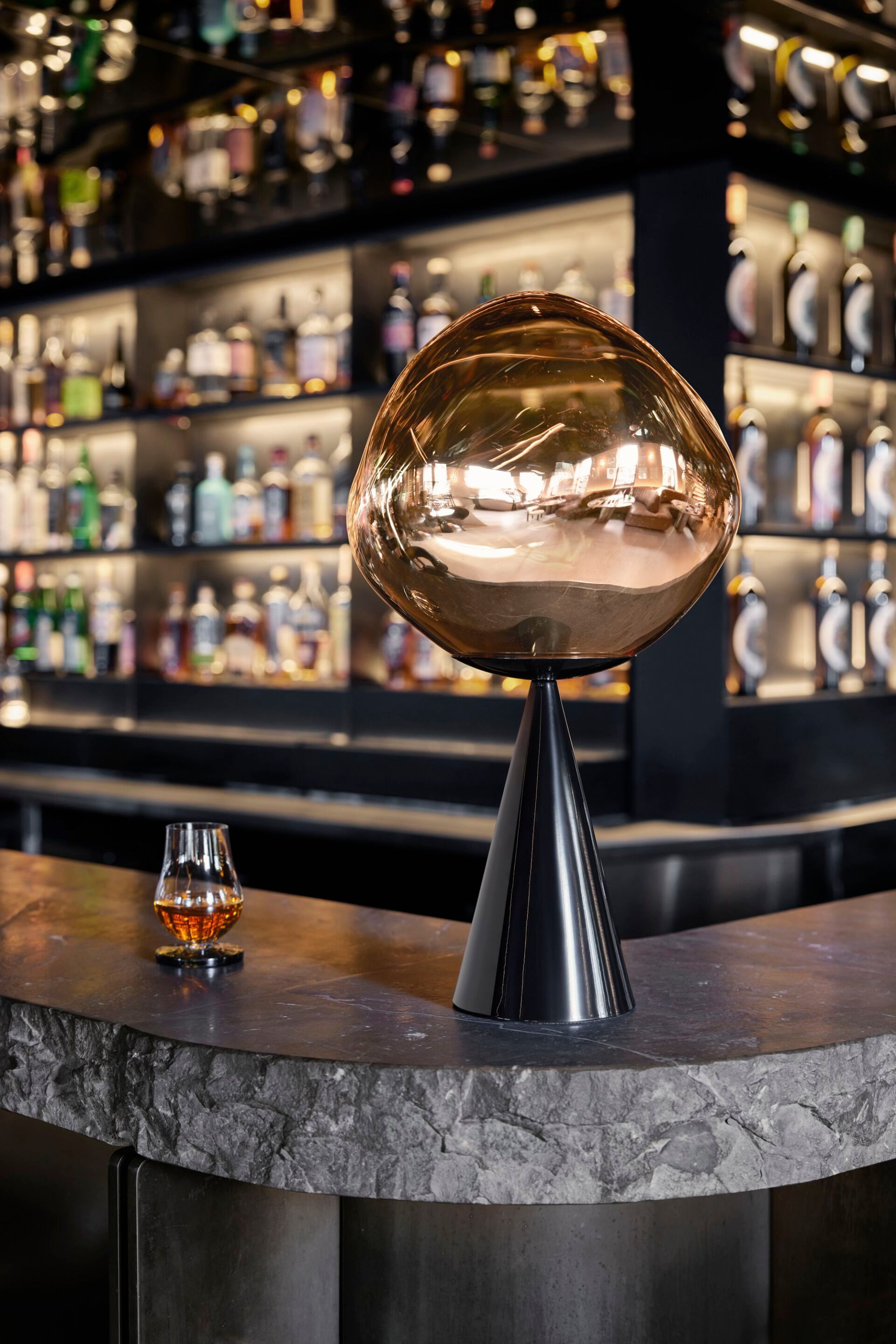 Светодиодная настольная лампа из поликарбоната Tom Dixon Расплав ARCH-00075031 - Вид №20