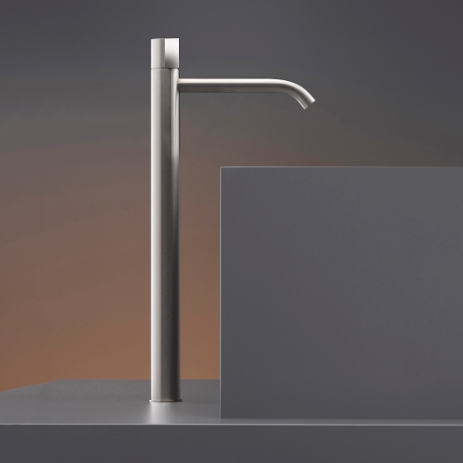 бортик смесителя для столешницы бассейна Н. 535 мм  DET07 CEADESIGN  - Вид №1