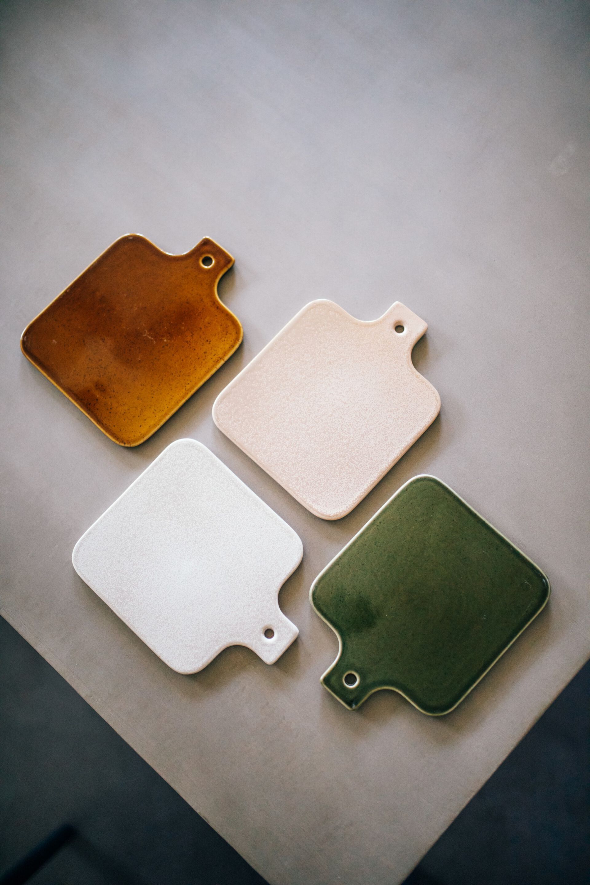 Квадратная разделочная доска из керамогранита с ручкой POMAX Спиро ARCH-00030207 - Вид №4