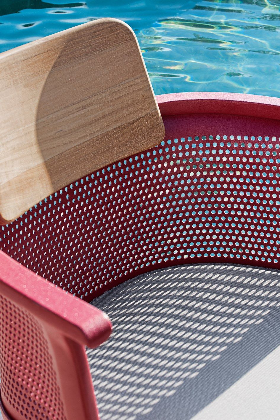 Алюминиевый штабелируемый садовый стул Ethimo Nicolette ARCH-00119635 - Вид №6