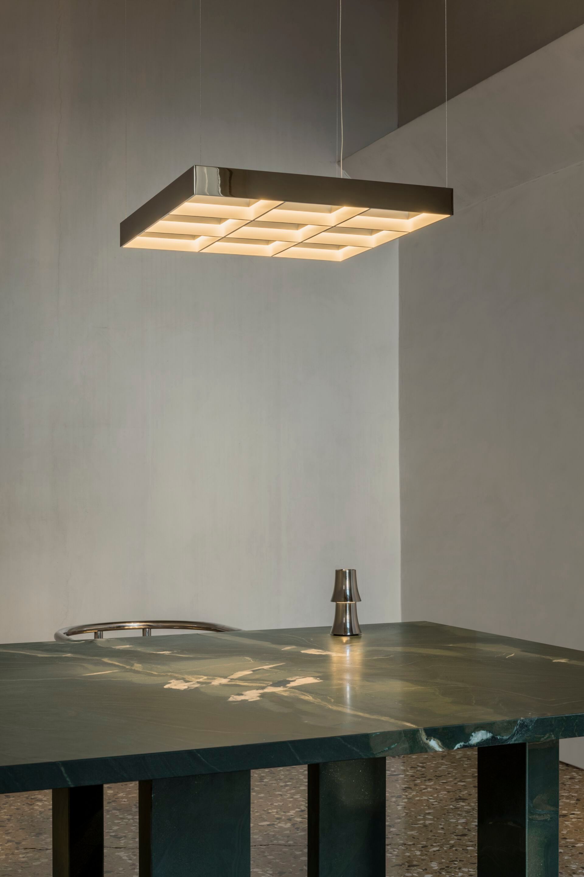 Алюминиевый светодиодный подвесной светильник Michael Anastassiades FRAME ARCH-00078148 - Вид №2