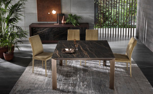 Мягкий стул