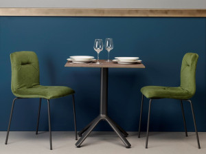 Мягкий стул из ткани