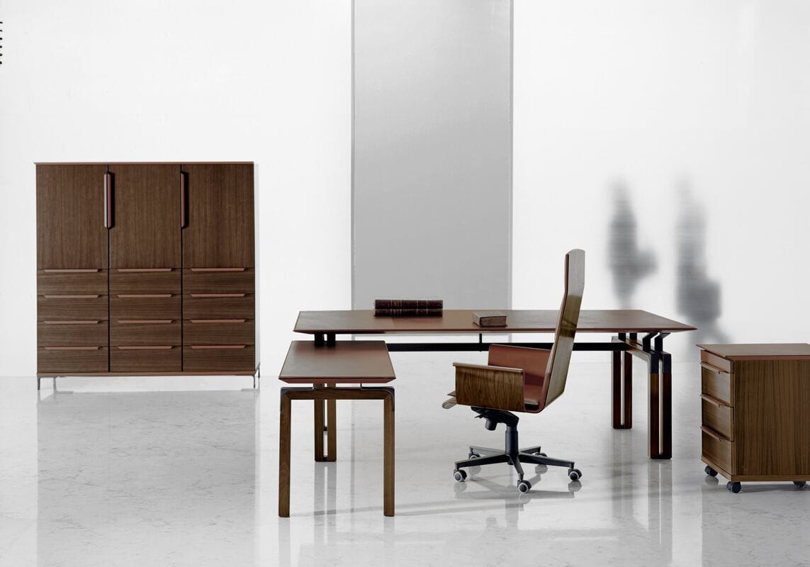 Кожаное вращающееся офисное кресло с высокой спинкой i 4 Mariani ARCH-00131798 - Вид №2