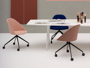 Спицевое кресло с колесами