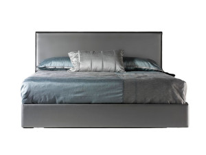 Тканевая кровать с мягким изголовьем