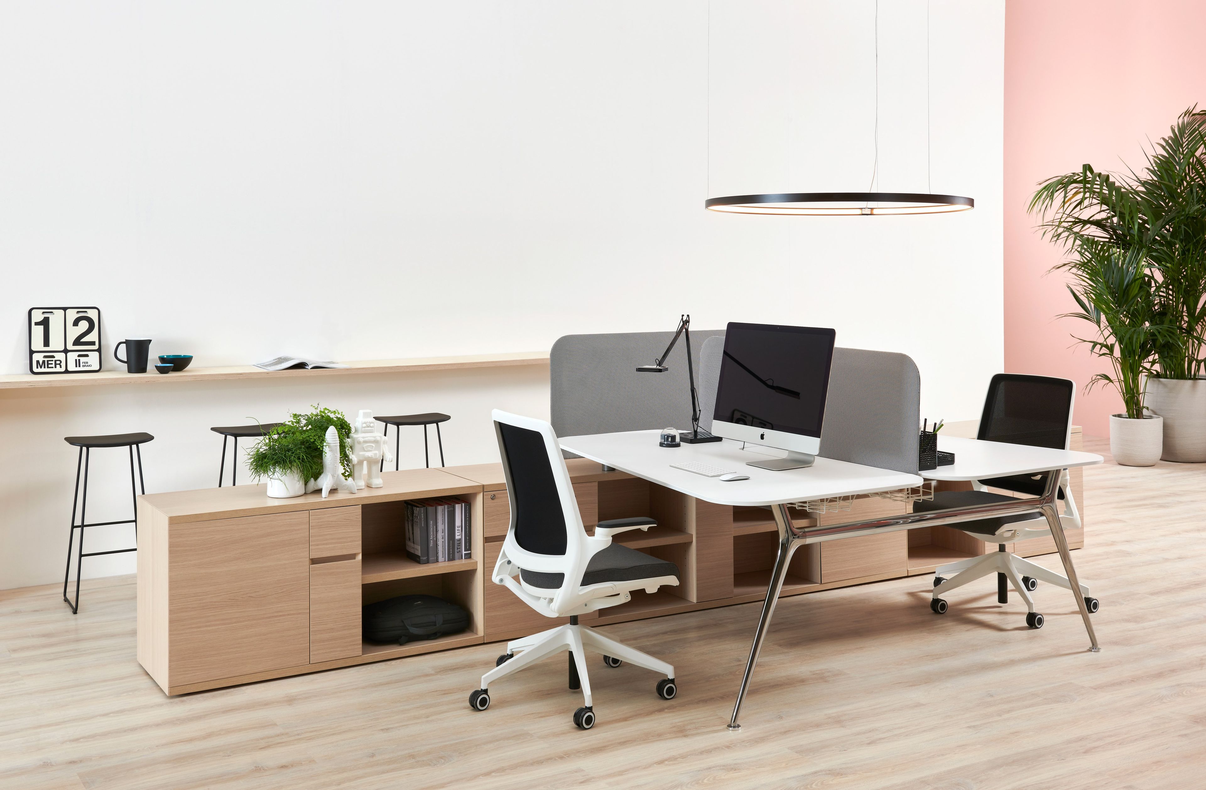 Офисное кресло с мягкой сеткой и колесами с 5 спицами ESTEL GROUP SELF ARCH-00050744 - Вид №4