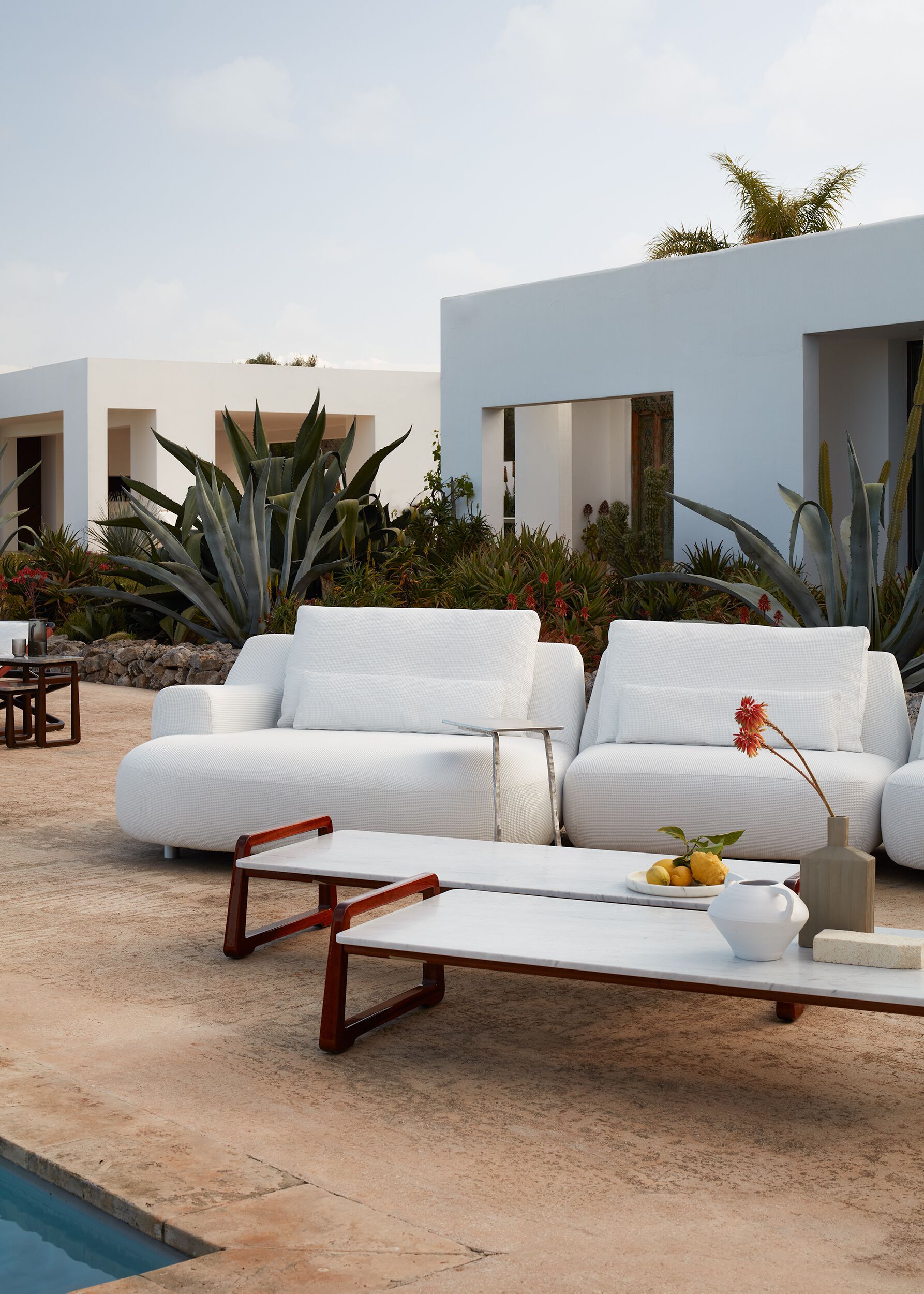 Бронзовый прямоугольный садовый столик Exteta Moonlight ARCH-00053616 - Вид №7