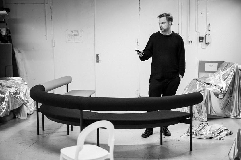 Offecct Изогнутый диван из ткани Font sun-id-1374797 - Вид №3