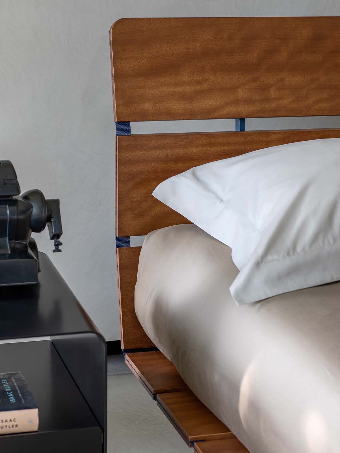 Кровать в восточном стиле с колесами Flou ARCH-00084851 - Вид №2