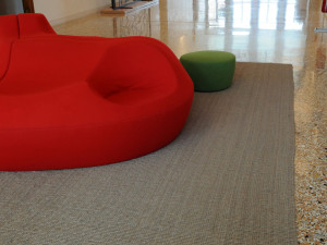 Ковер из кокосового волокна ручной работы