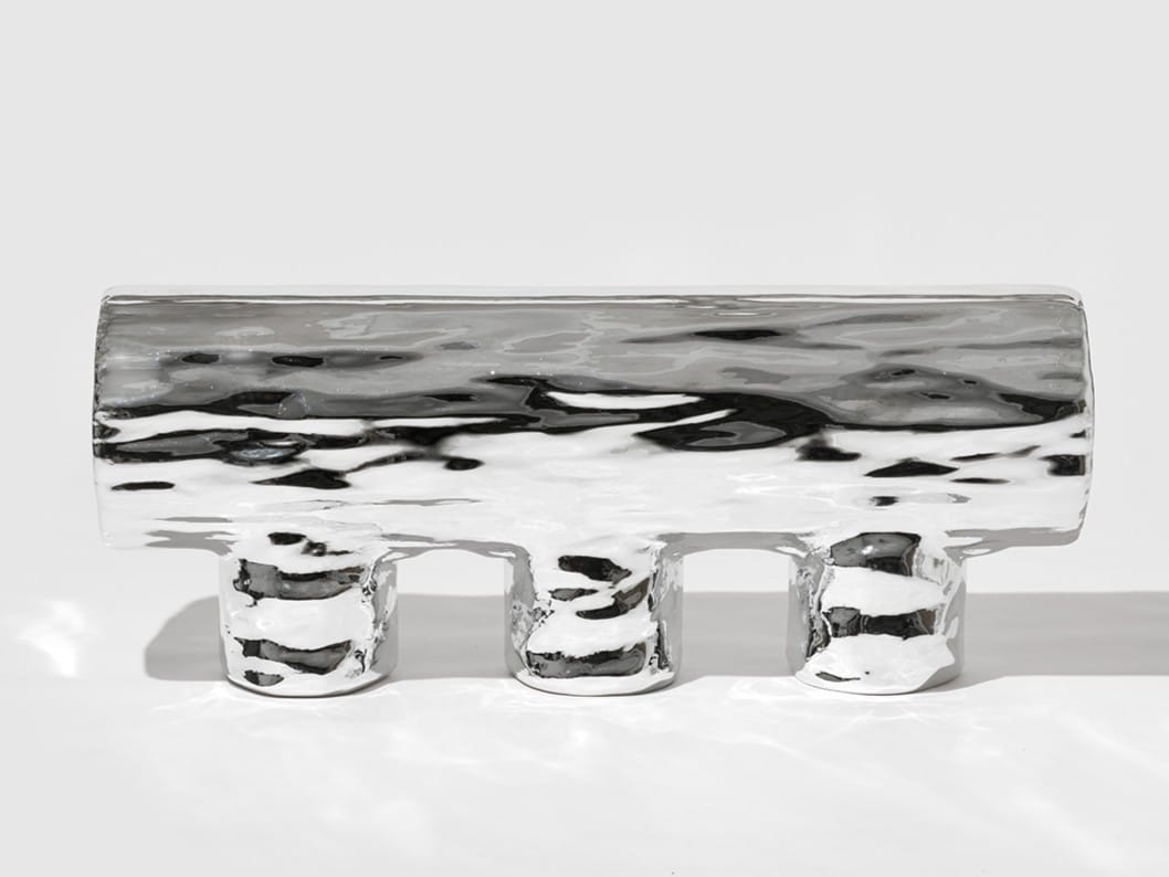 Скамейка из композитного материала Movimento Gallery Донгук Чой ARCH-00116768