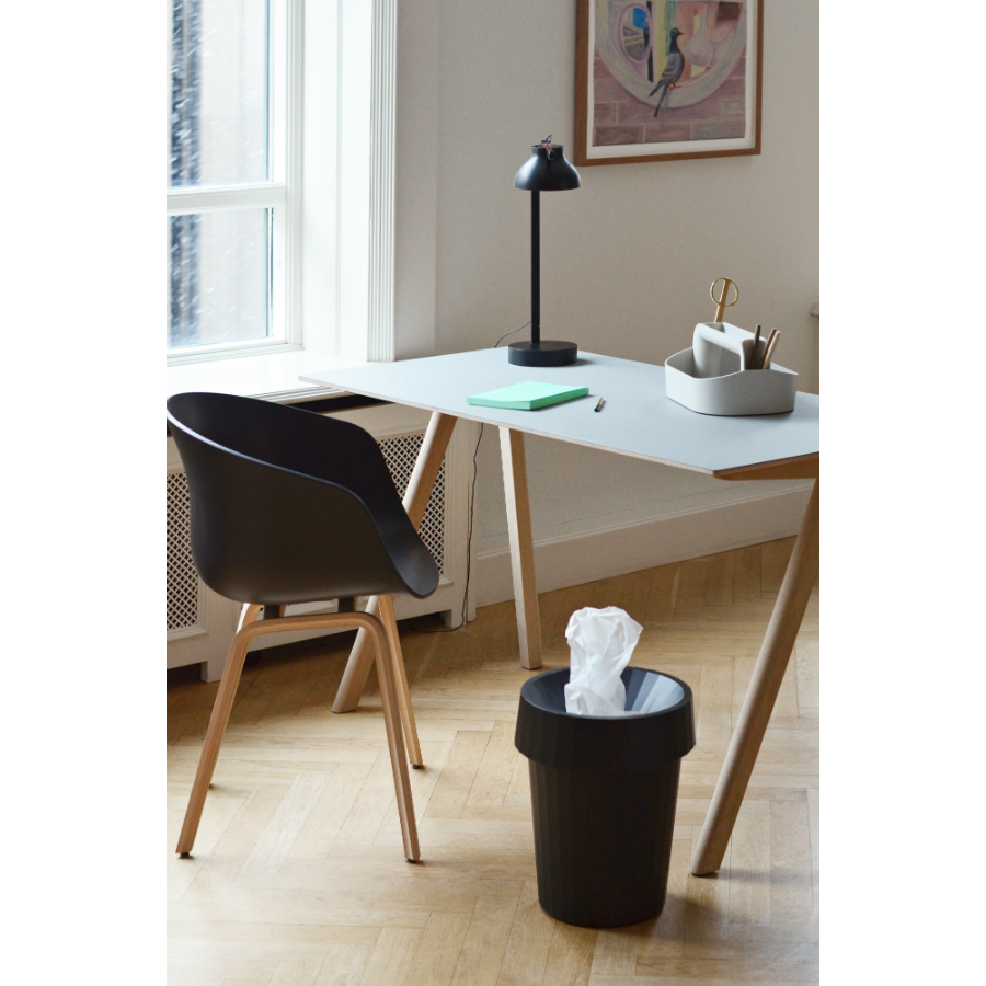 Стул AAC22 мягкий, черный с черными ножками Hay 222222130 - Вид №1