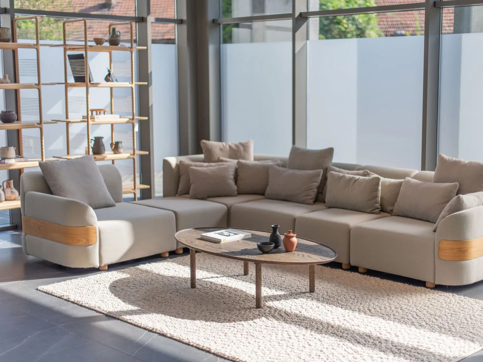 Двухсторонний книжный шкаф из дуба Gazzda MUSE ARCH-00032001 - Вид №12