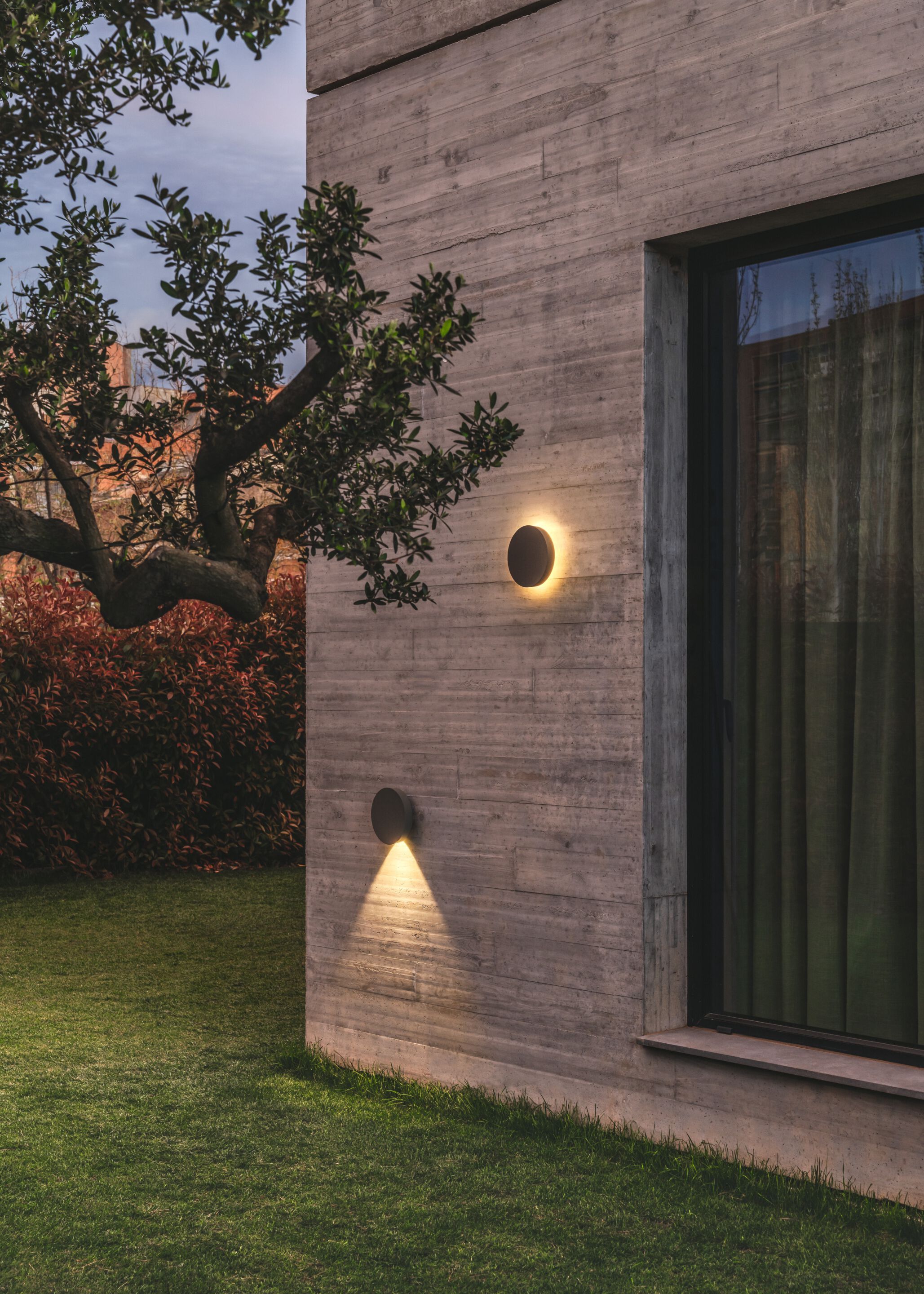 Алюминиевый светодиодный наружный настенный светильник Vibia Dots Outdoor ARCH-00108093 - Вид №5