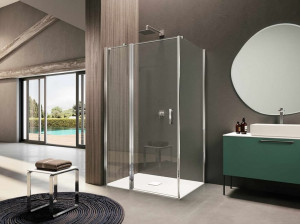 Стеклянная угловая душевая кабина с распашной дверью