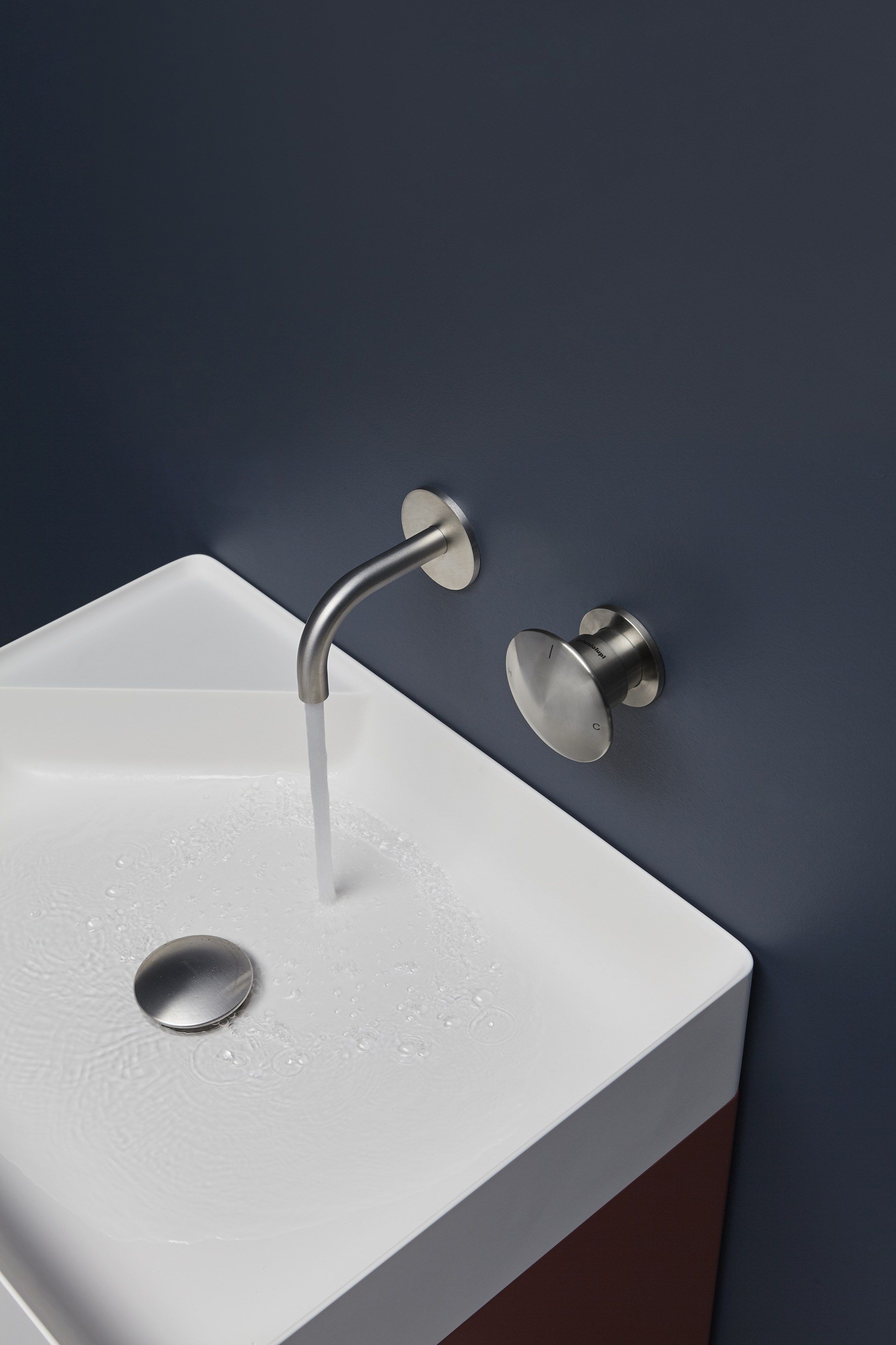 Настенный смеситель для раковины с 2 отверстиями Antoniolupi Mayday ARCH-00018807 - Вид №5