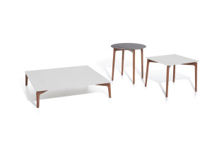 Квадратный низкий садовый журнальный столик из натурального камня