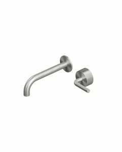 Лево. 14 14. Встроенный бассейн Quadrodesign