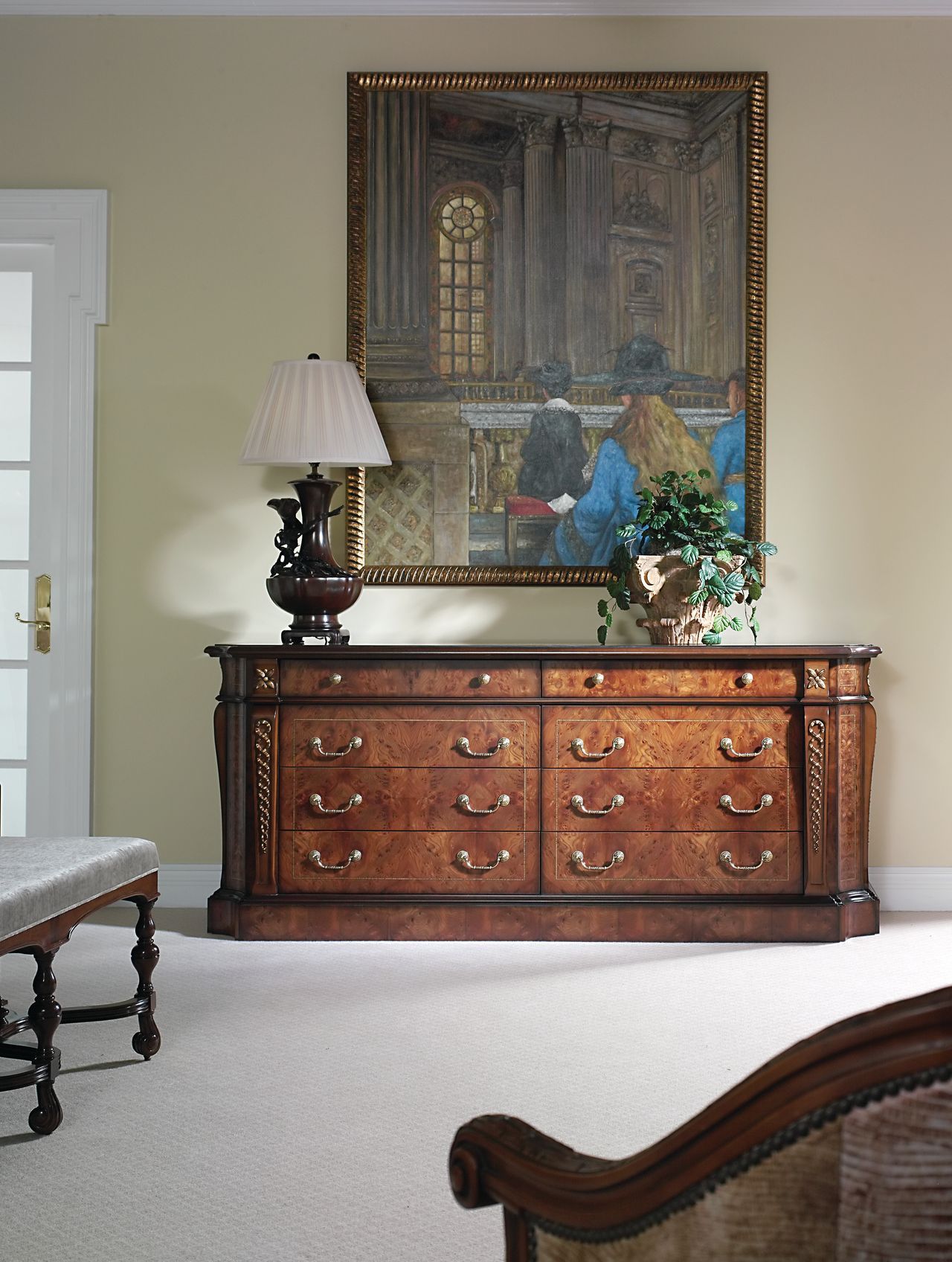 Деревянный комод Hurtado Traditional ARCH-00092902 - Вид №1