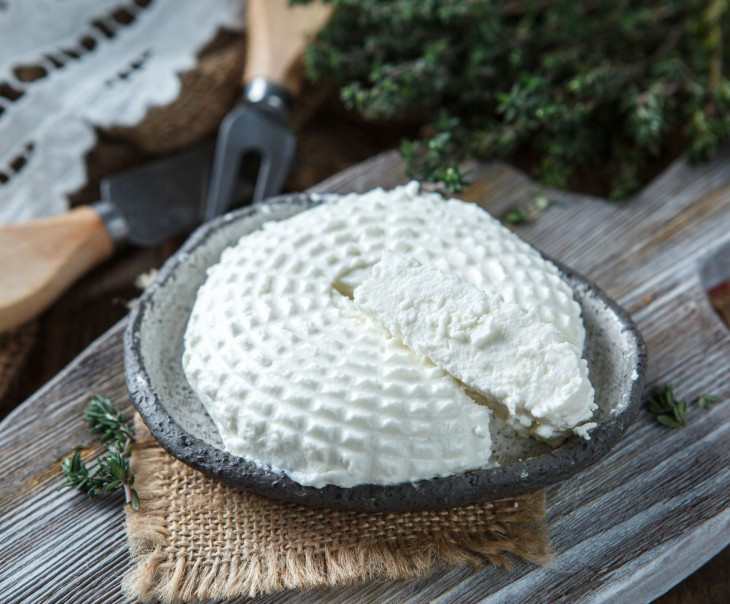 4261 Творожный сыр "Пикантный" из козьего молока Виктория Храмцова Вкусляндия  - Вид №1