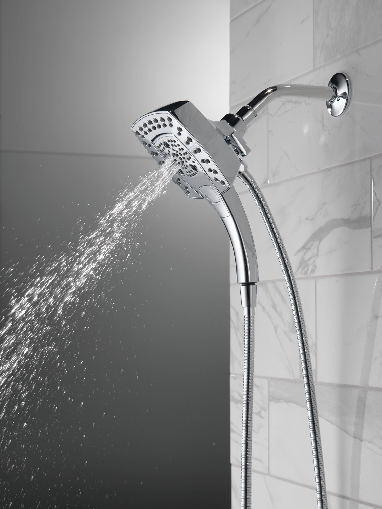 58474 H2Okinetic® In2ition® Душ два в одном с 5 настройками Delta Faucet Universal Showering Хром  - Вид №10