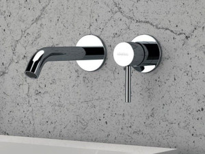 Настенный однорычажный смеситель для раковины