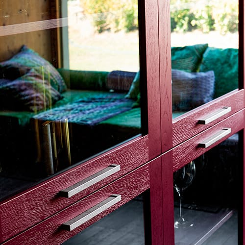 Шкаф из массива дерева с распашными дверцами Devina Nais Holand ARCH-00119579 - Вид №2