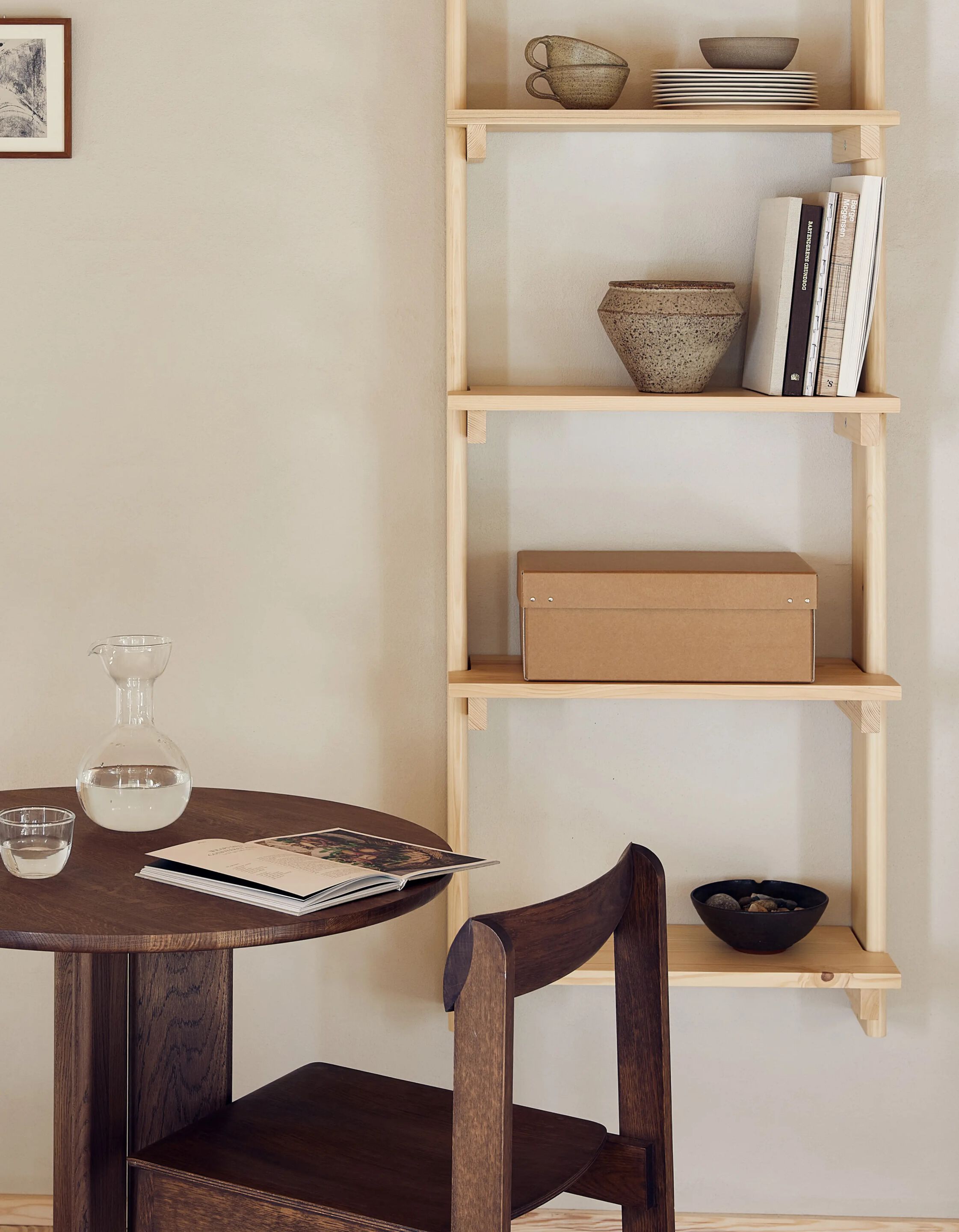 Деревянный подвесной книжный шкаф Form & Refine Beam ARCH-00034877 - Вид №4