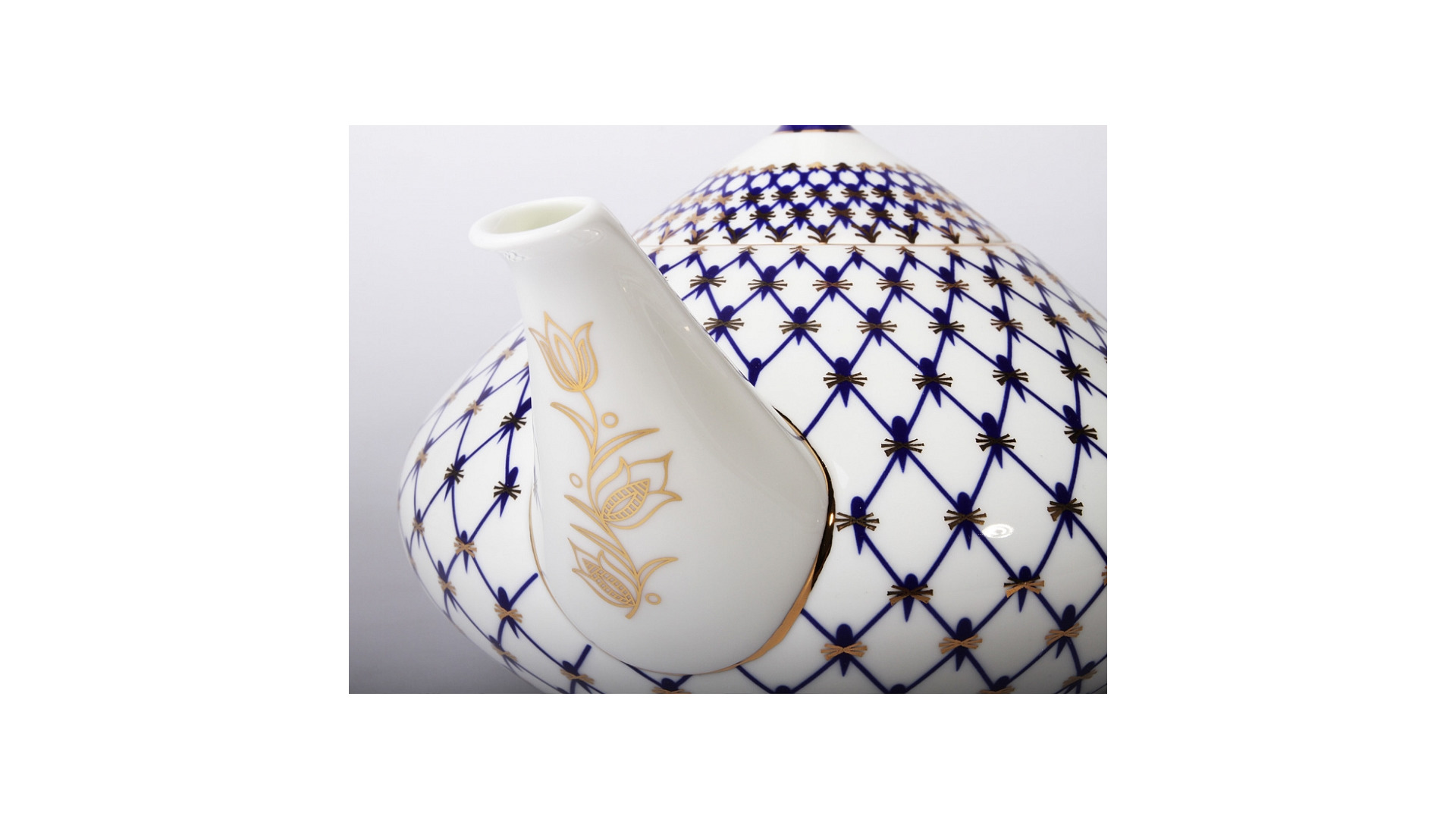 10535609 Императорский фарфоровый завод Сервиз чайный 6/14 "Кобальтовая сетка" "Купольная" Фарфор костяной  - Вид №2