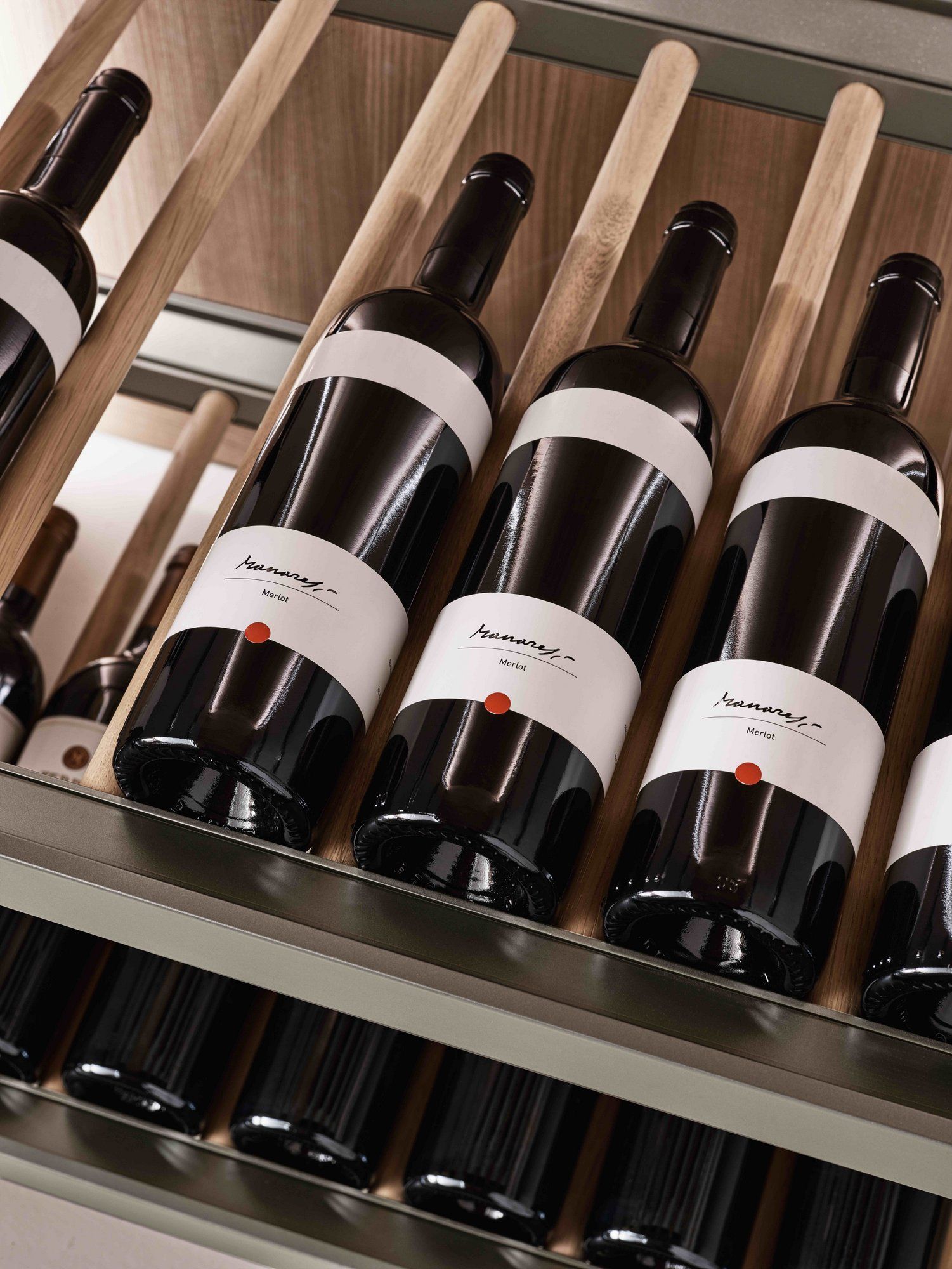 Кухня без ручек на заказ с полуостровом ERNESTOMEDA знак ARCH-00069072 - Вид №3