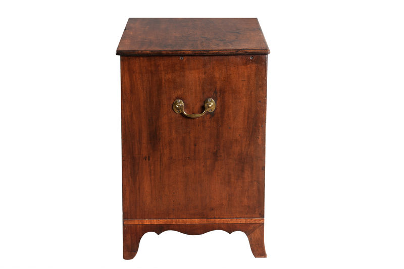 SOR27570 Комод из красного дерева с 3 ящиками ijlbrown  - Вид №3