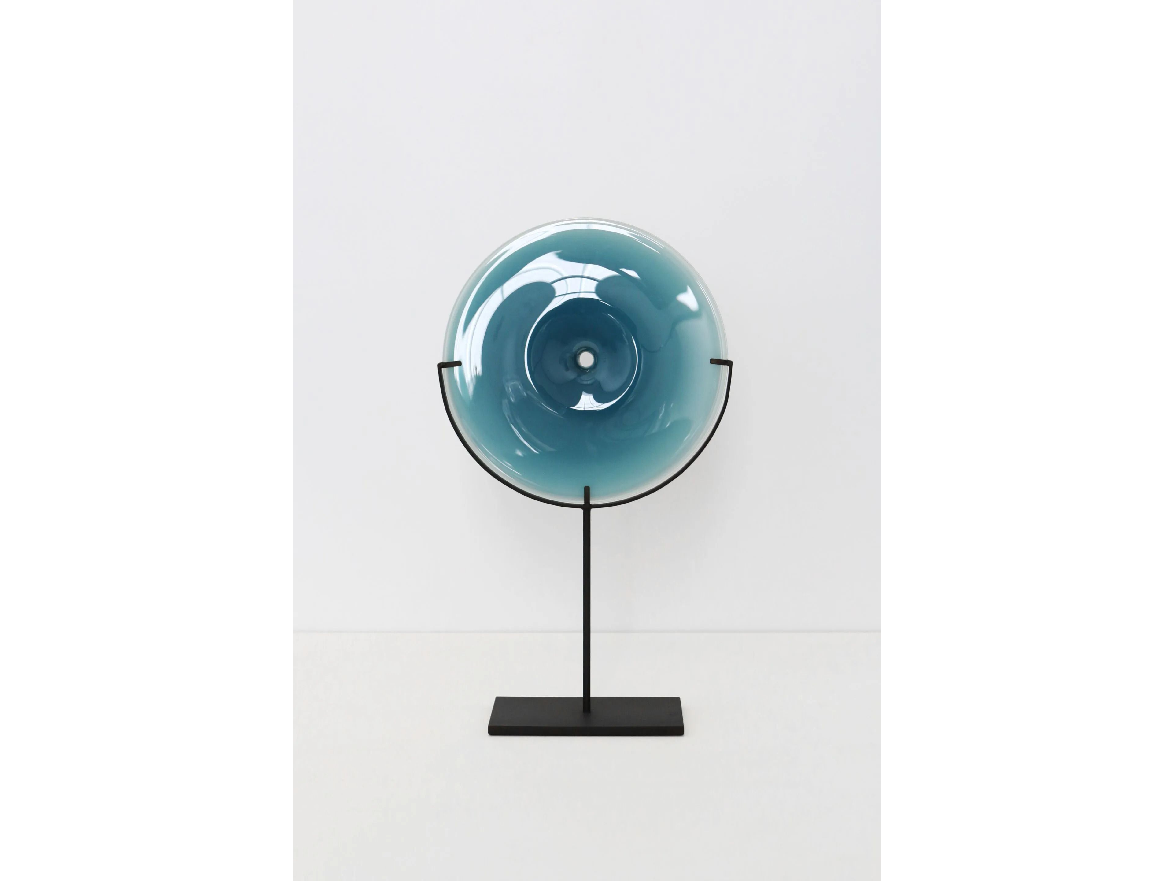 Скульптура из дутого стекла SkLO бассейн ARCH-00004160 - Вид №2