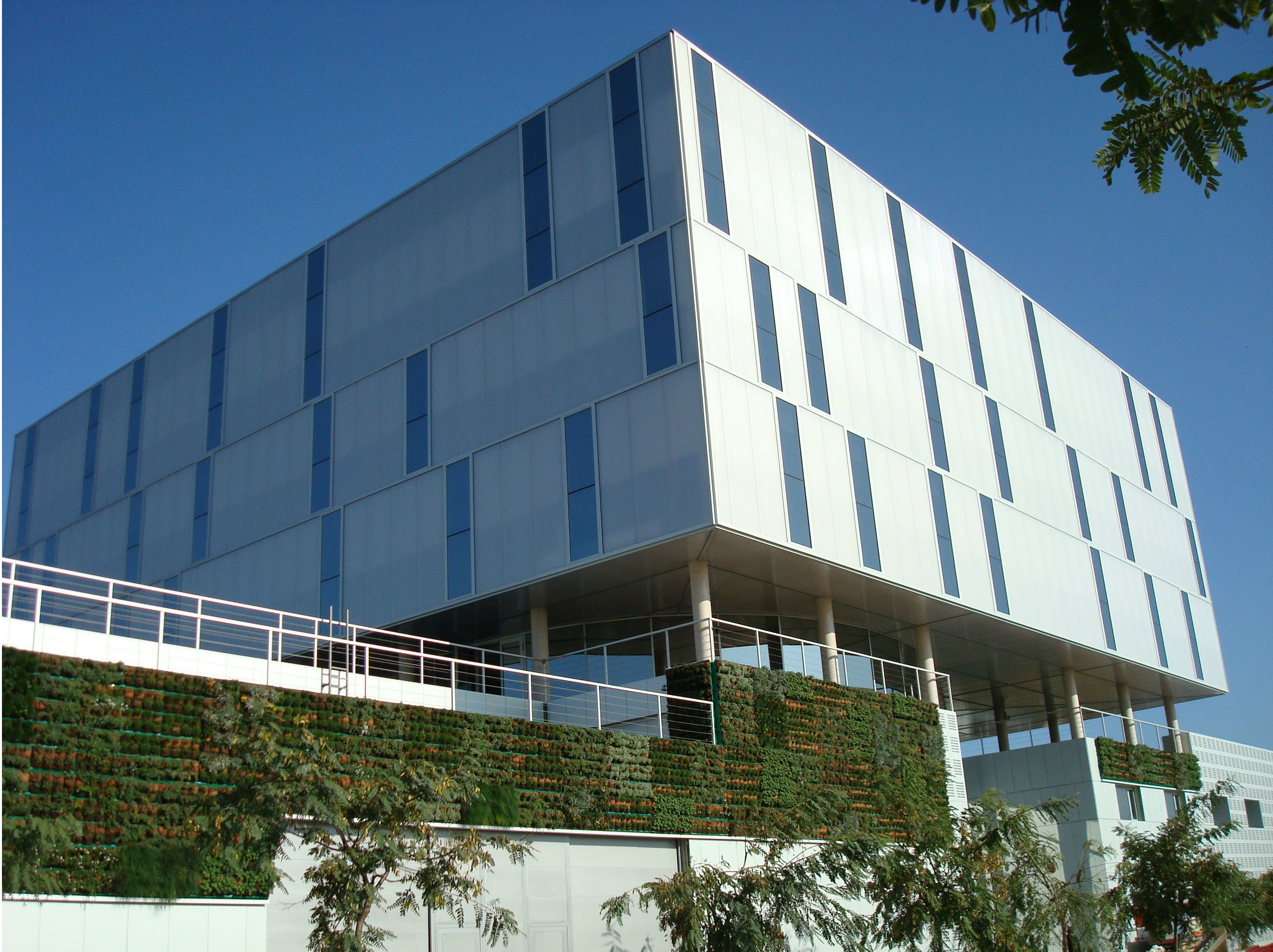 Альвеолярный лист поликарбоната Polyvantis Строительные системы LEXAN™ ARCH-00102505 - Вид №5