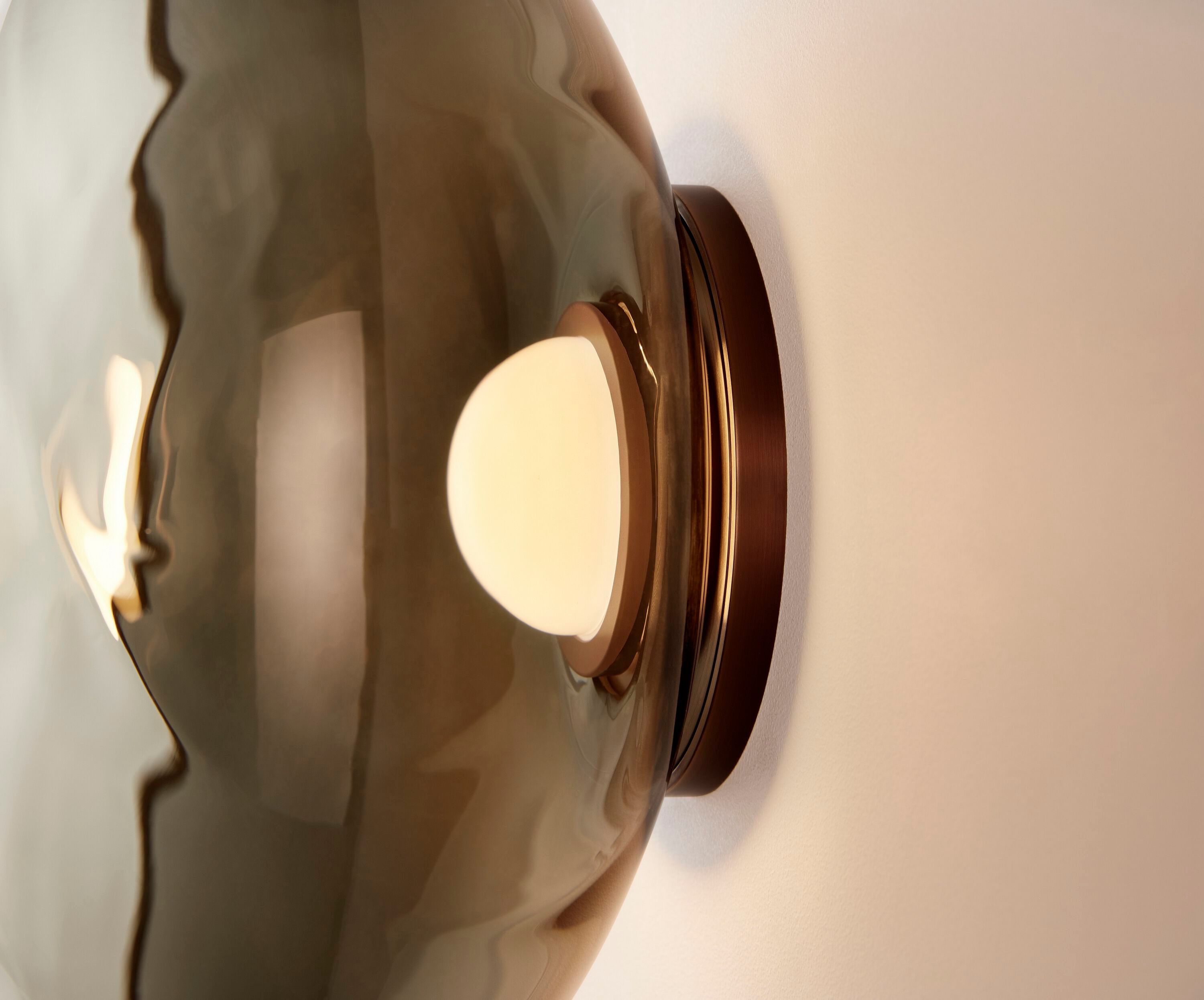 Стеклянный светодиодный настенный светильник Ross Gardam Aeris ARCH-00143420 - Вид №7