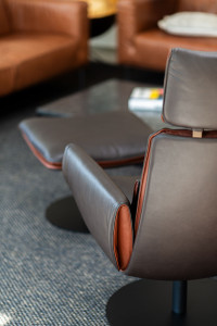 Кожаная мягкая подставка для ног