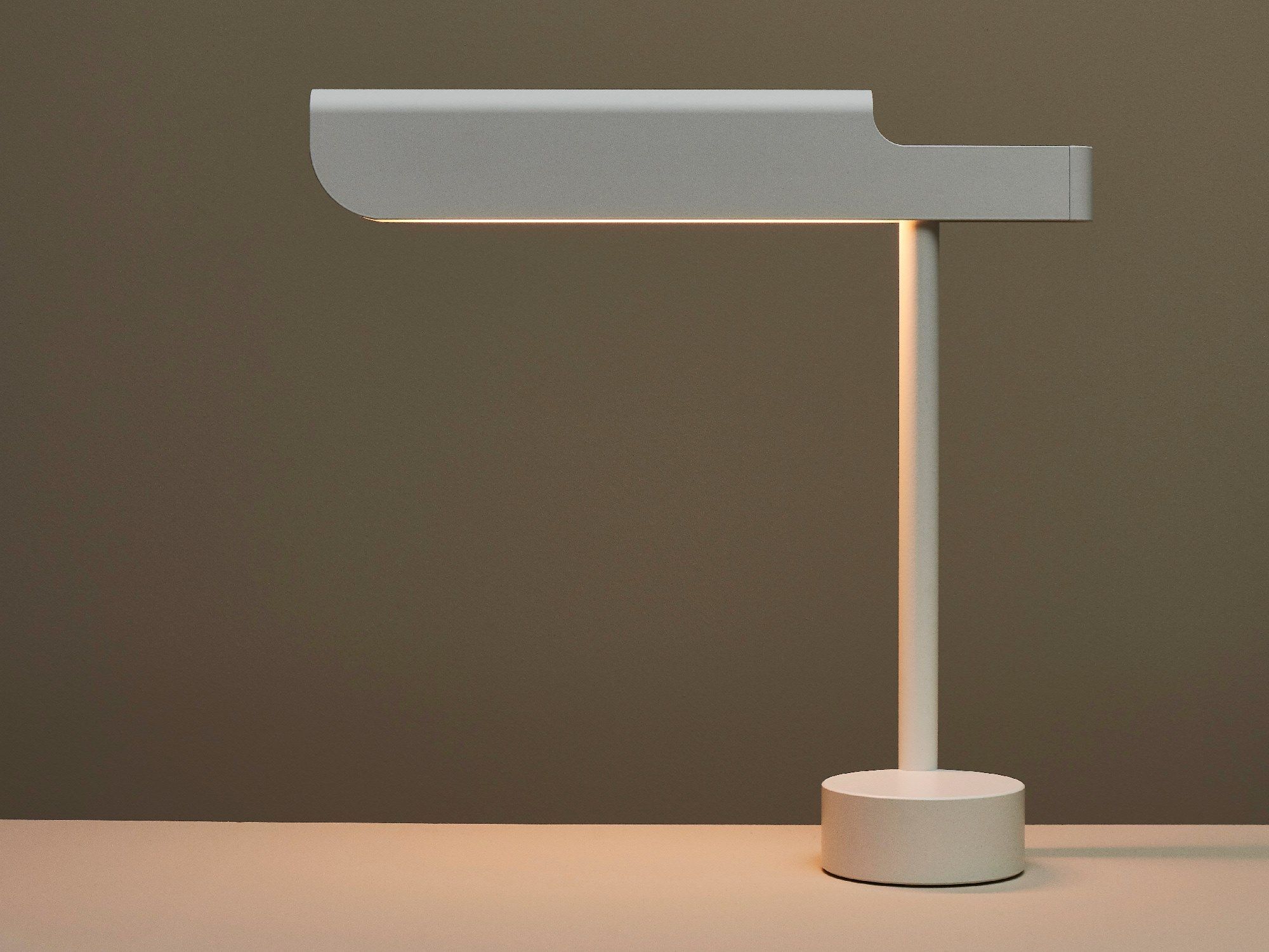 Регулируемая светодиодная настольная лампа Formagenda профиль ARCH-00067340 - Вид №5