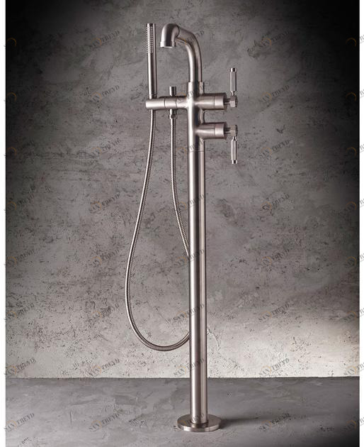 GRAFF Смеситель для ванны напольный с ручным душем Vintage 5366150