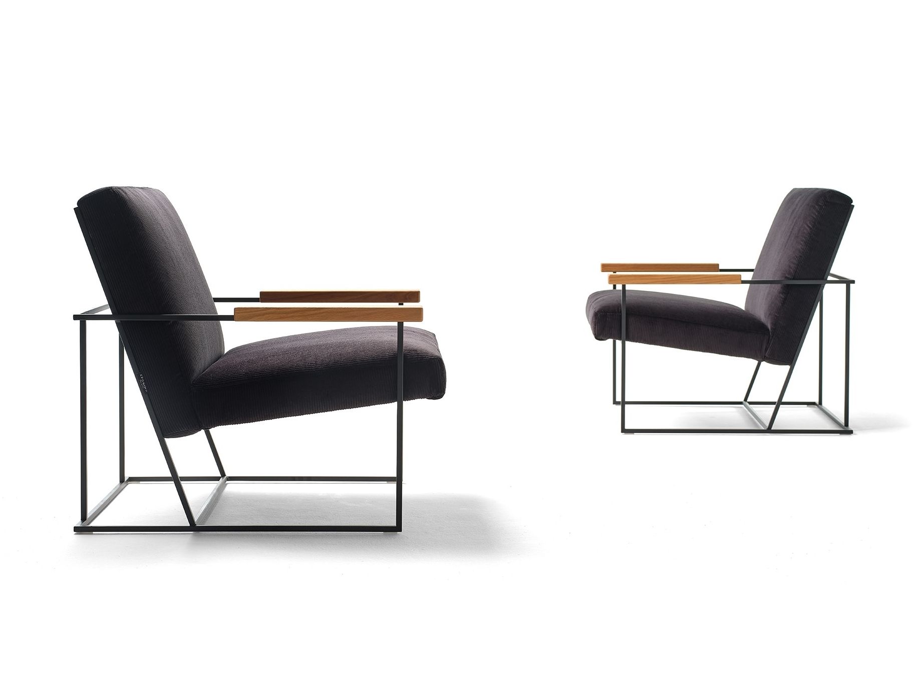 Бархатное кресло с подлокотниками EPÒNIMO Gotham ARCH-00060413 - Вид №3