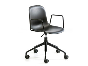 Регулируемое по высоте вращающееся офисное кресло с подлокотниками