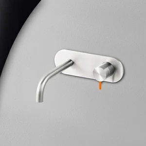 Смеситель для раковины сталь глянцевая с оранжевой ручкой Toki Radomonte TKI21LCIL24