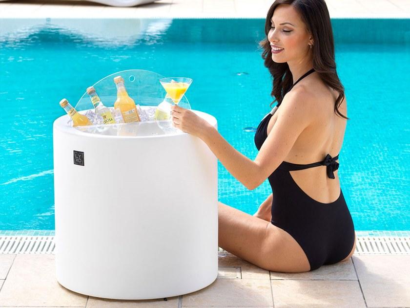 Lyxo Design Круглый журнальный столик из полиэтилена с ведерком для льда Home fitting Ta330-d00550  - Вид №2