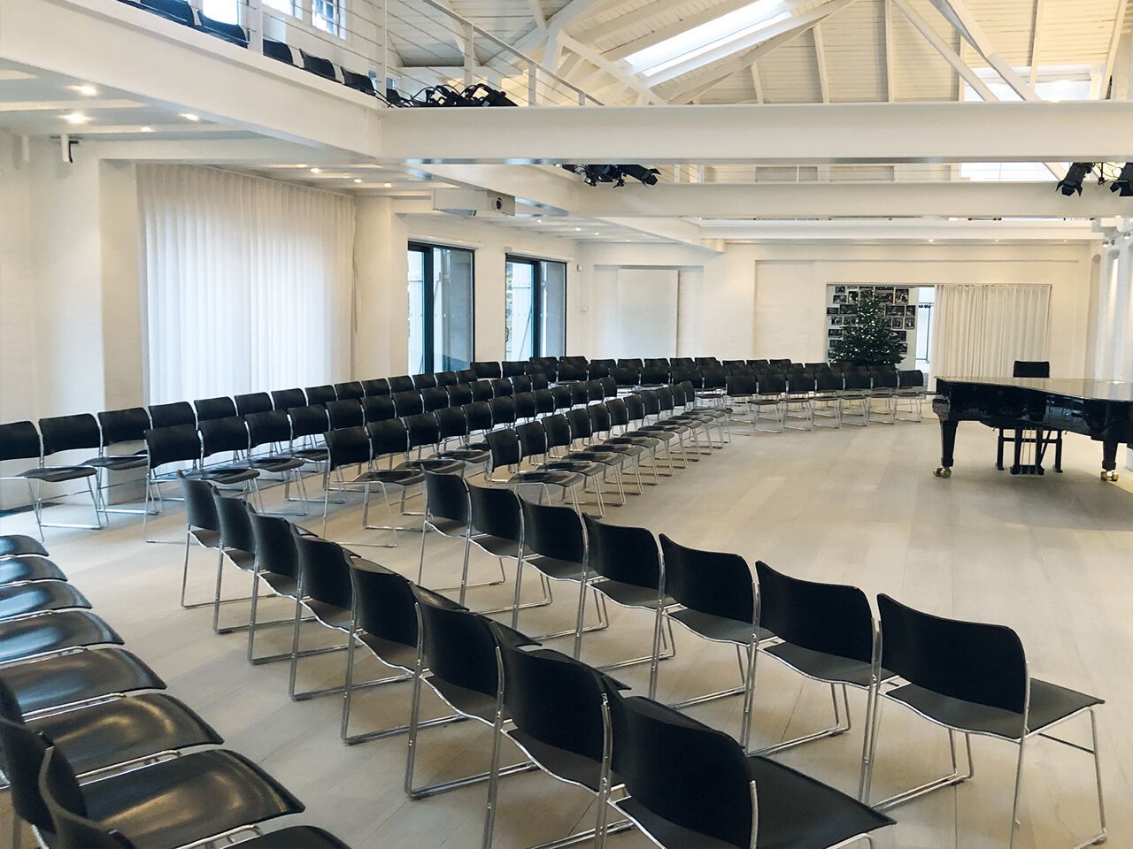 Штабелируемый стул из стали и дерева Howe 40/4 ARCH-00034360 - Вид №4